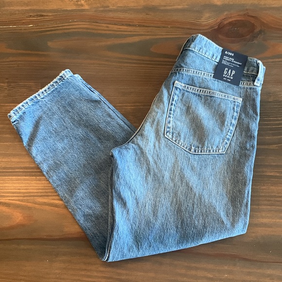 NWT GAP High Rise jeans. 8/29 short. - Picture 8 of 9